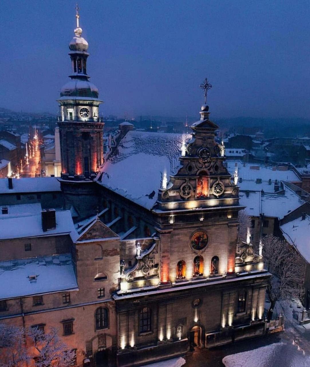 Edem Apartments In Lviv Exterior foto